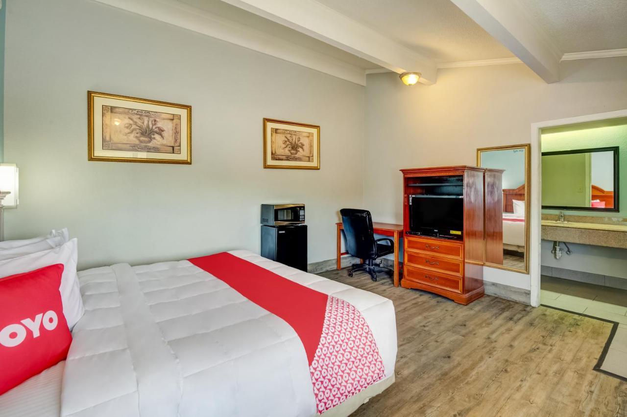 Oyo Hotel Lake Charles La I-10 Ngoại thất bức ảnh