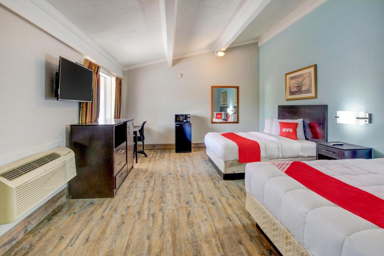 Oyo Hotel Lake Charles La I-10 Ngoại thất bức ảnh