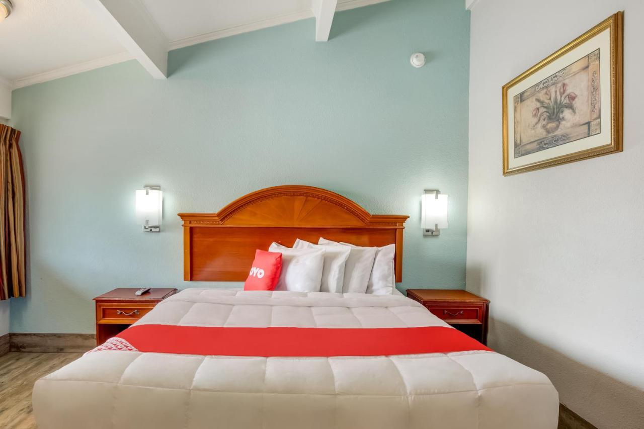 Oyo Hotel Lake Charles La I-10 Ngoại thất bức ảnh
