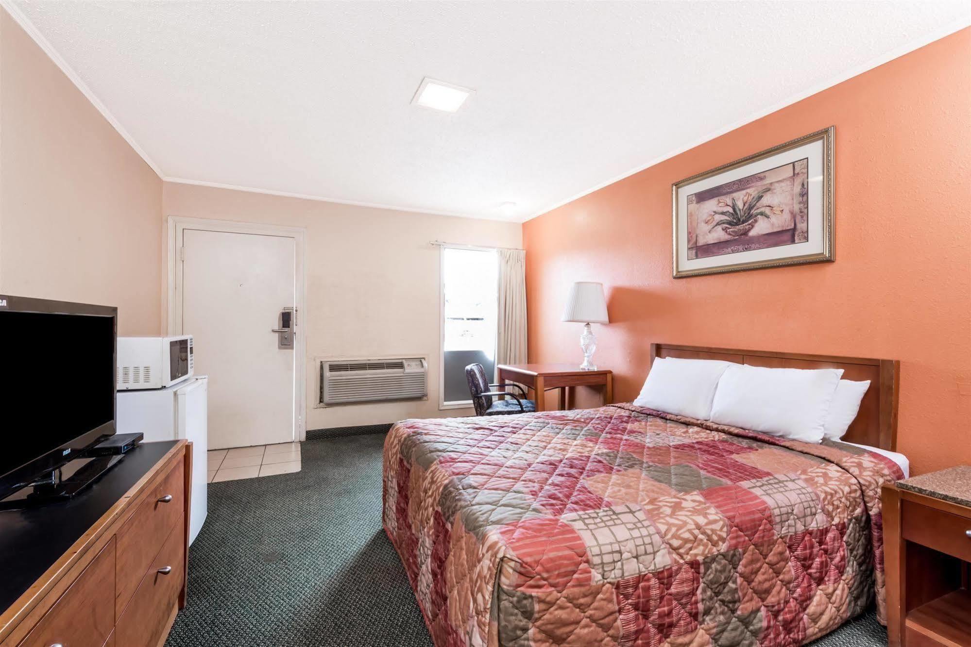 Oyo Hotel Lake Charles La I-10 Ngoại thất bức ảnh